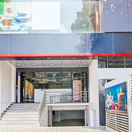 ホテル Super Collection O Niladri Road Kammasandra エクステリア 写真